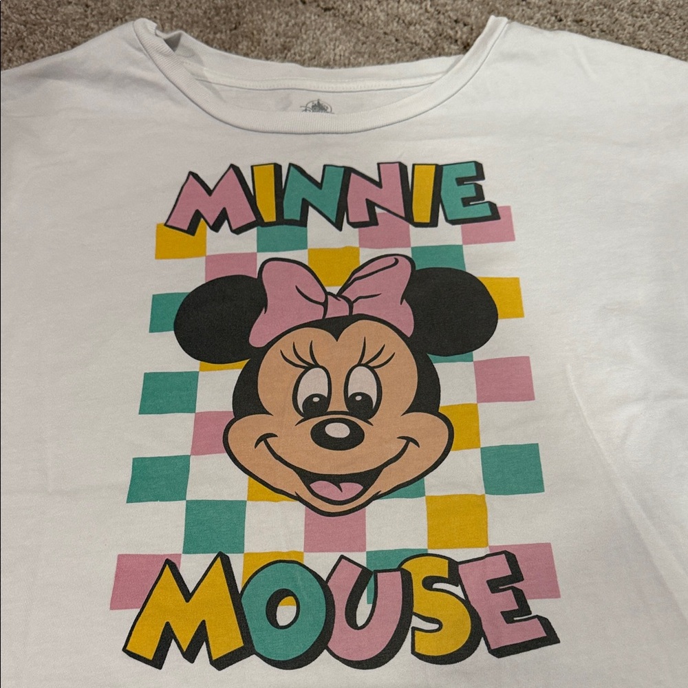 Minnie Mouse tshirt